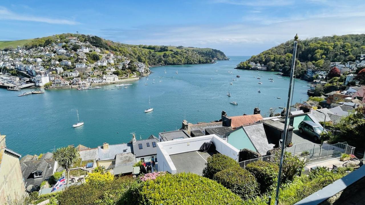 Villa Out To Sea - Stunning Views, Elevated Position With Onsite Parking à Dartmouth Extérieur photo