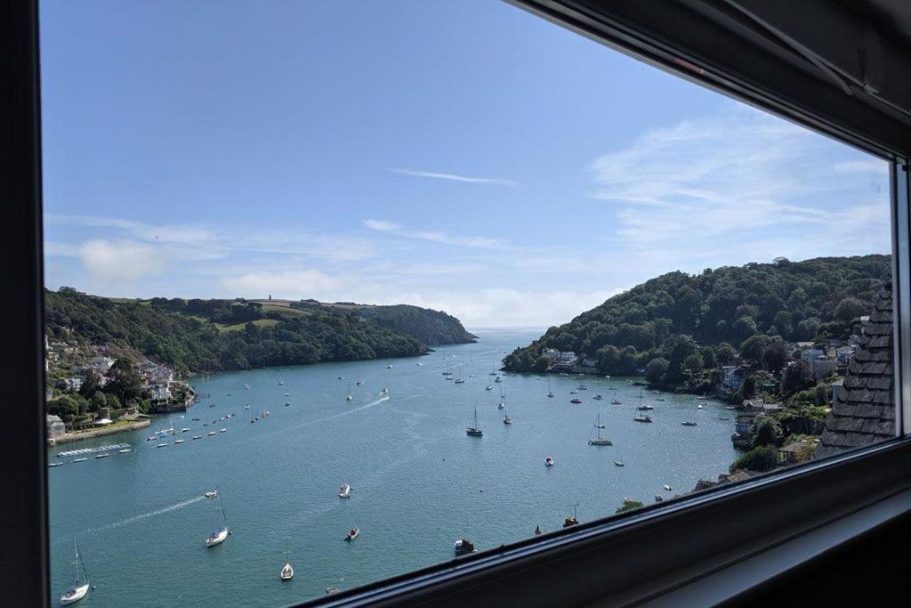 Villa Out To Sea - Stunning Views, Elevated Position With Onsite Parking à Dartmouth Extérieur photo